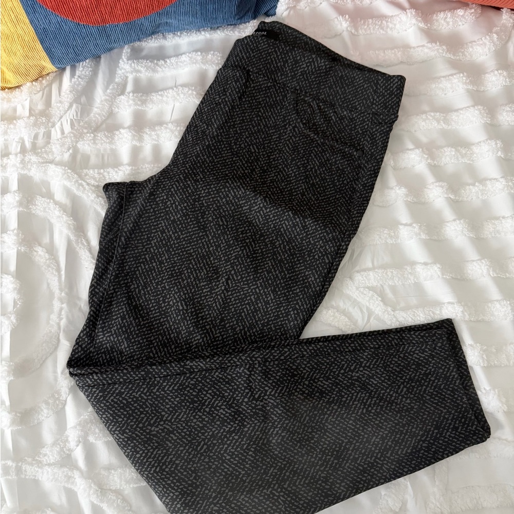 Liverpool Jeans Company Black Patterned Pants - Picture 11 of 11
